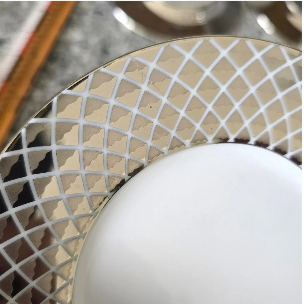 Ciroa Luxe these plates